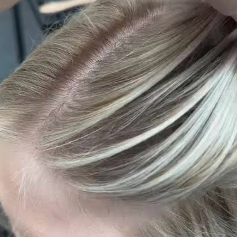FOILED HAIRLINE HIGHLIGHTS at CatchMeCuts in Schaumburg, IL