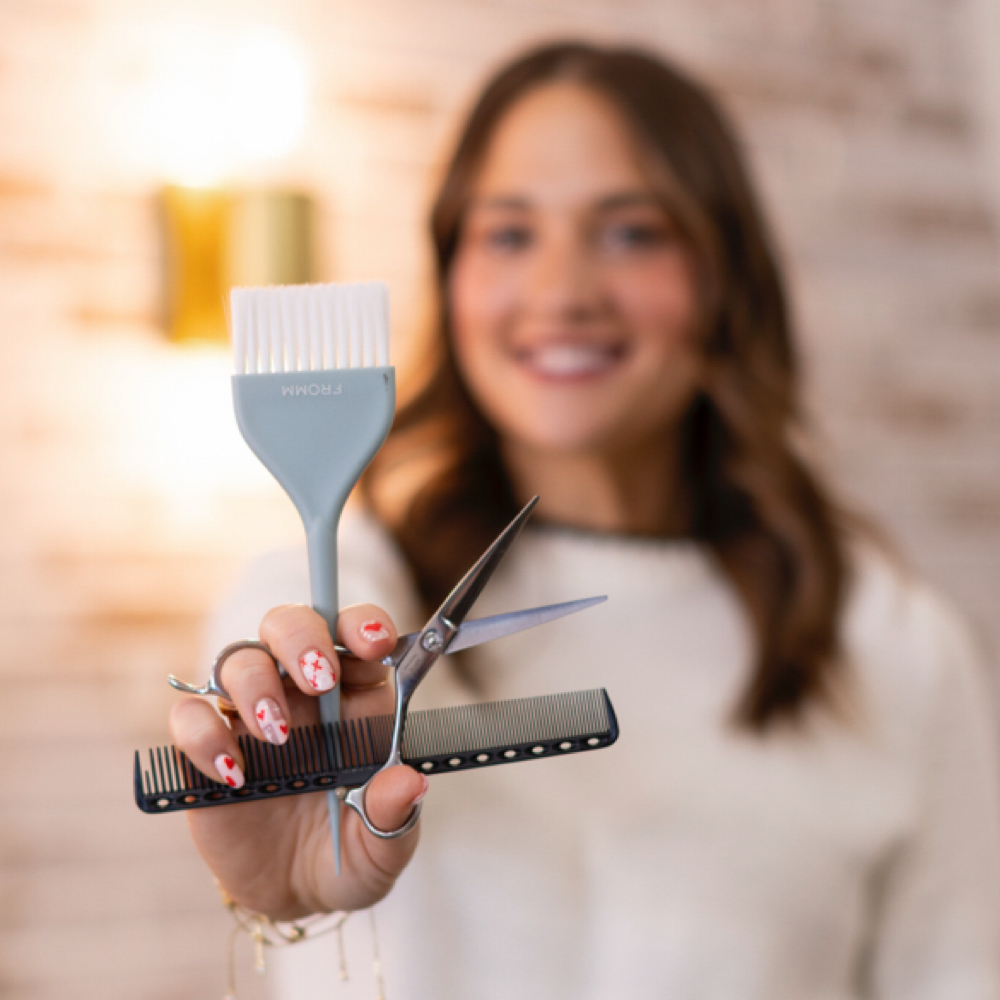 The Alzar Signature Ladies Cut at Alzar Salon in Willoughby, OH