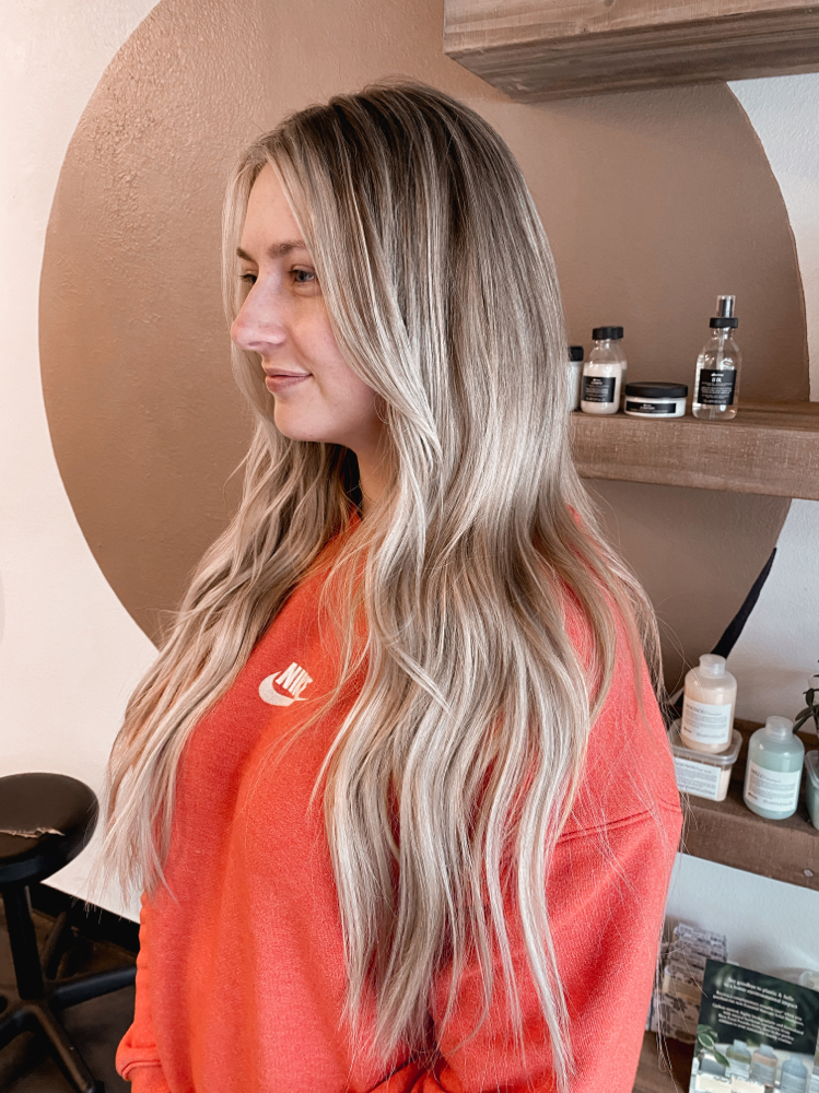 Full Blonding + Custom Cut