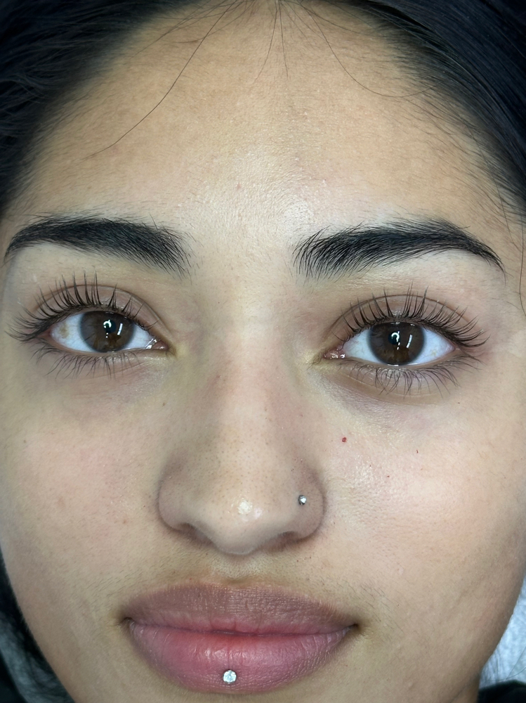 Eyelash Lift And Tint