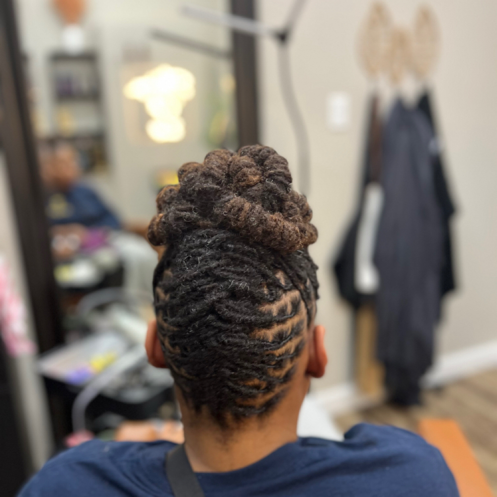 Premium Loc style at Alchemy of Locs LLC in Humble, TX