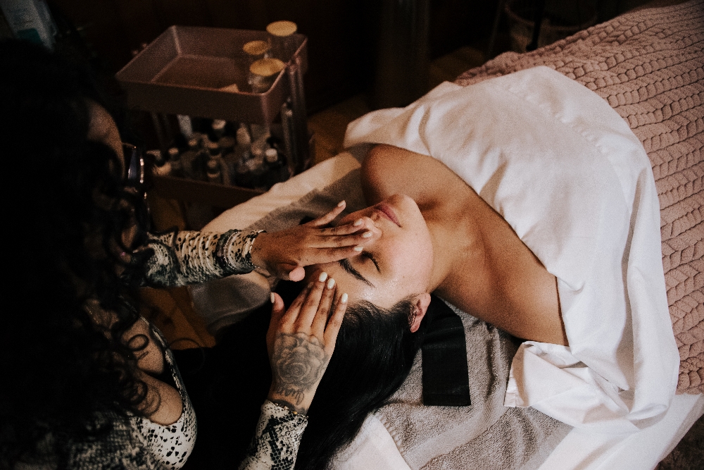 Massage Focus Facial