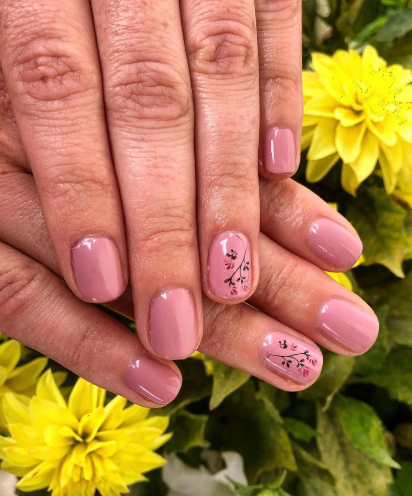 Gel Polish Mani