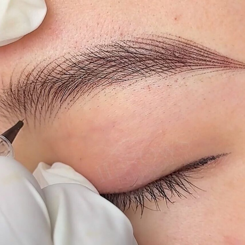 Semi-permanent eyebrows at DBW BROW ARTISTRY in City of Industry, CA