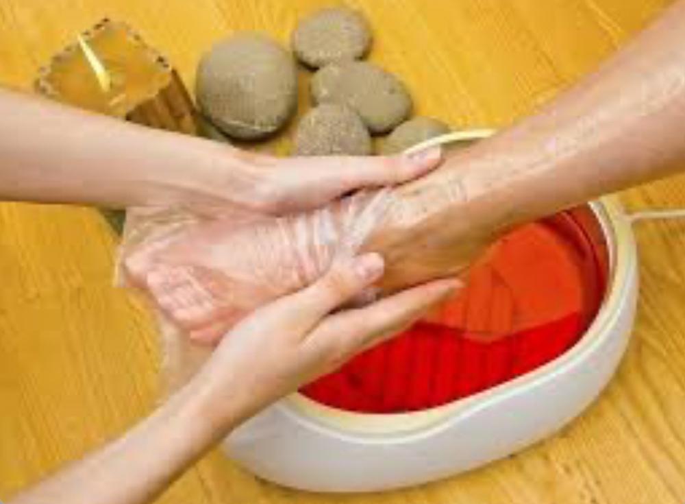 Paraffin Pedicure