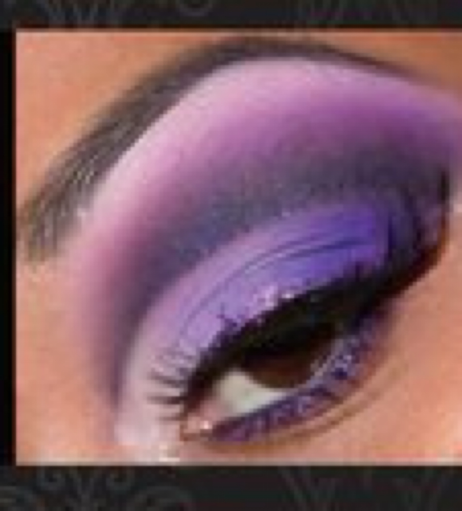 Eyebrow Tinting at Global Salon in Dayton, OH