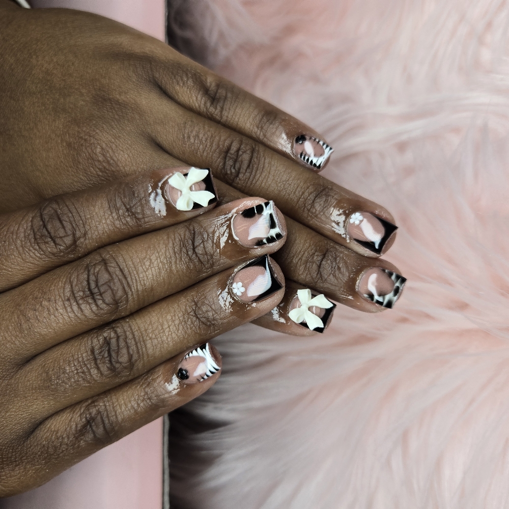 Short Fullset With Designs