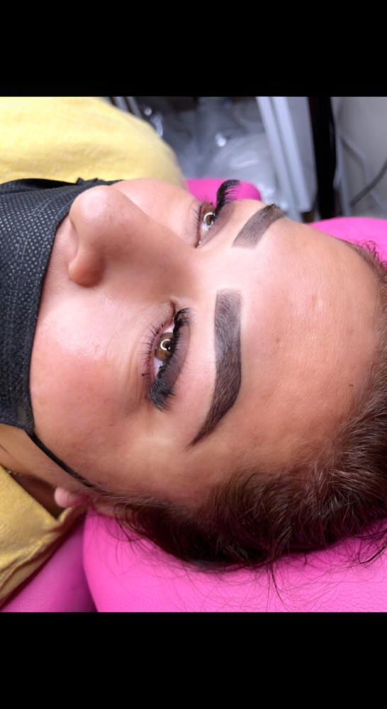 Ombre Eyebrow 4-6 Week Touch Up