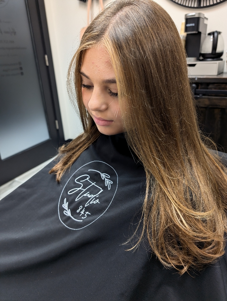 Face Frame/ Part & Hairline Highlig at Studio 845 in Nanuet, NY