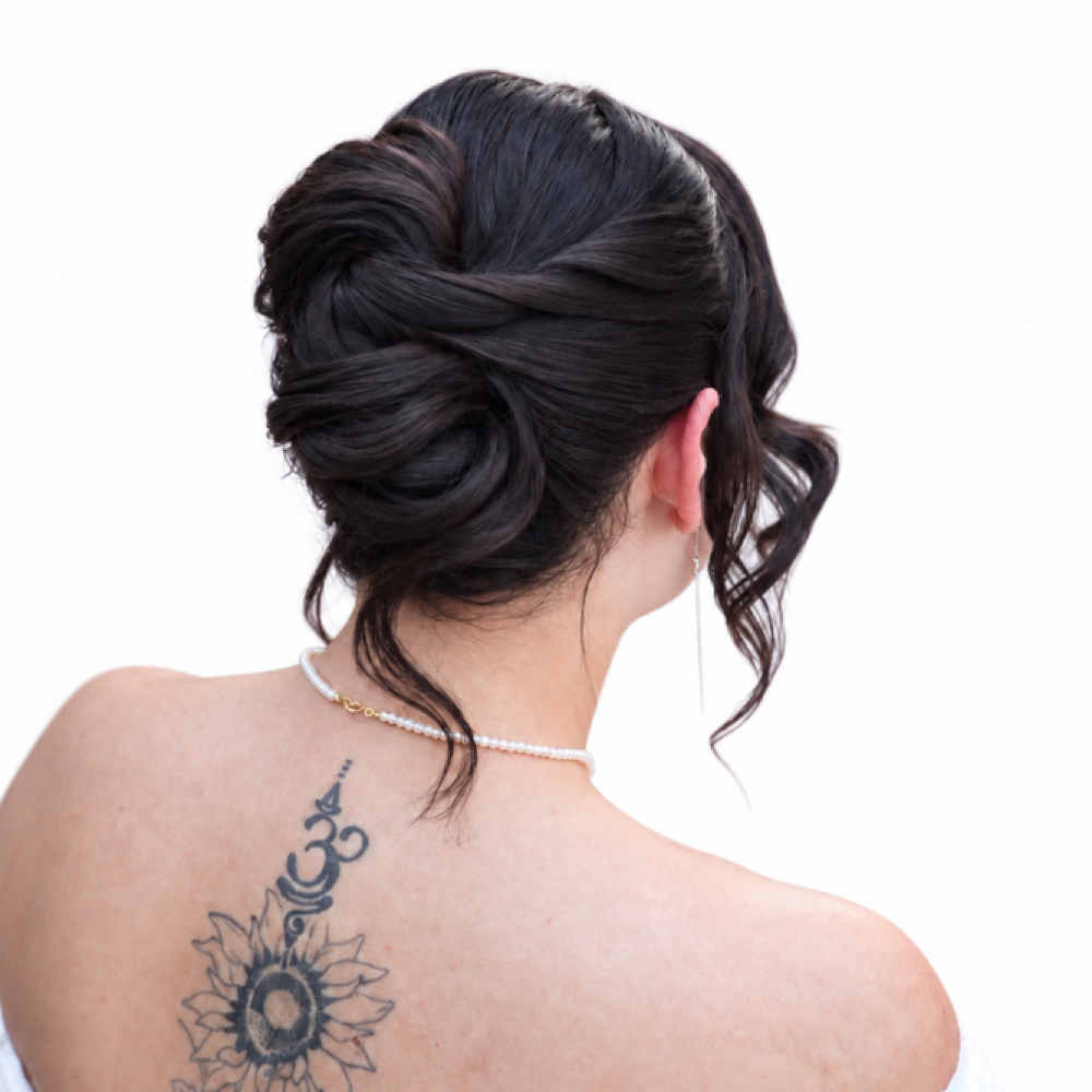Hairstyling at Deluxe Beauty Spot in Miami Lakes, FL