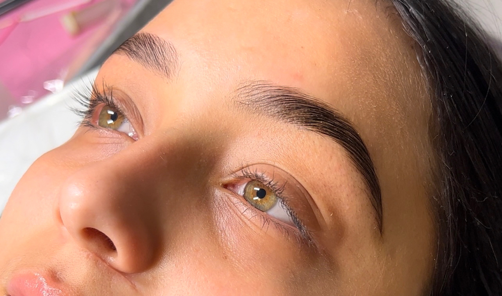 Brow Lamination & Henna