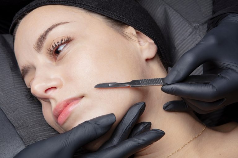 Dermaplane Facial