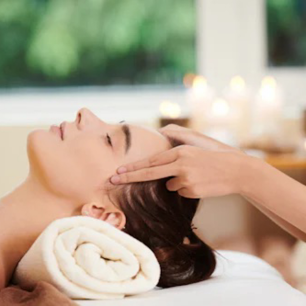 Chilazi Signature Facial