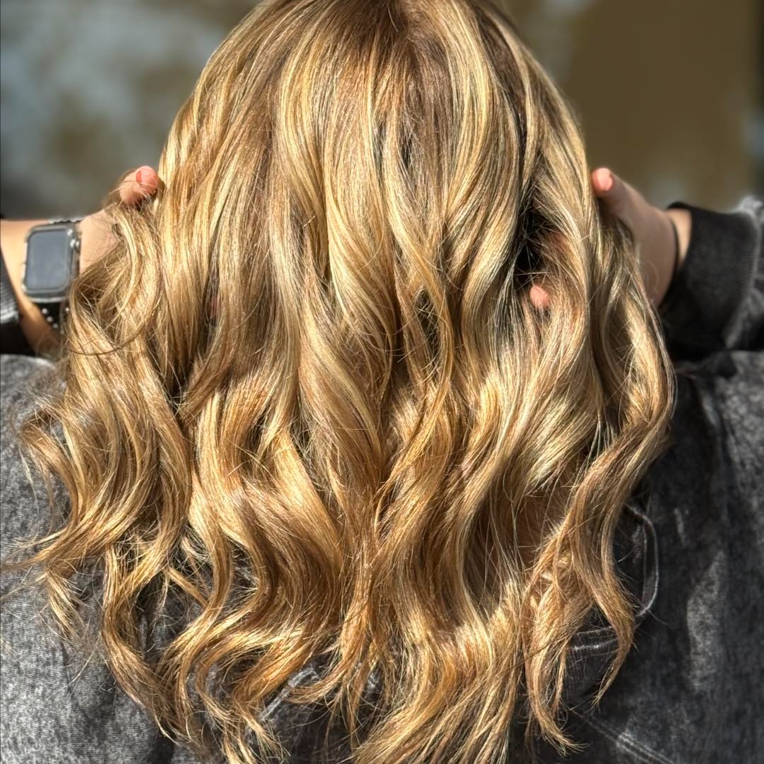 Balayage/ Hand-Painted Highlights