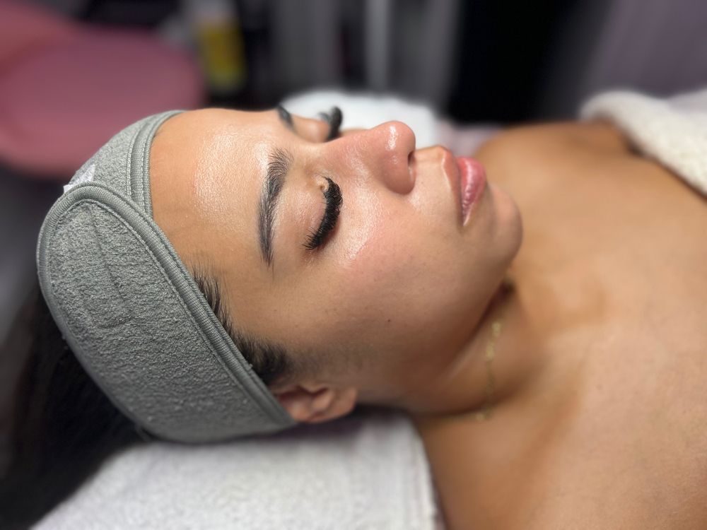 Mini Facial