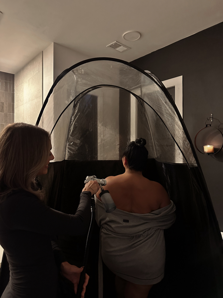 Custom Spray Tan - in studio