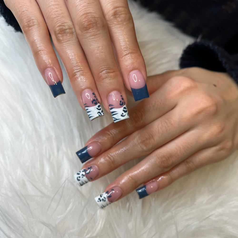 Acrylic Fill 2-3 Weeks at She nails it in Seattle, WA