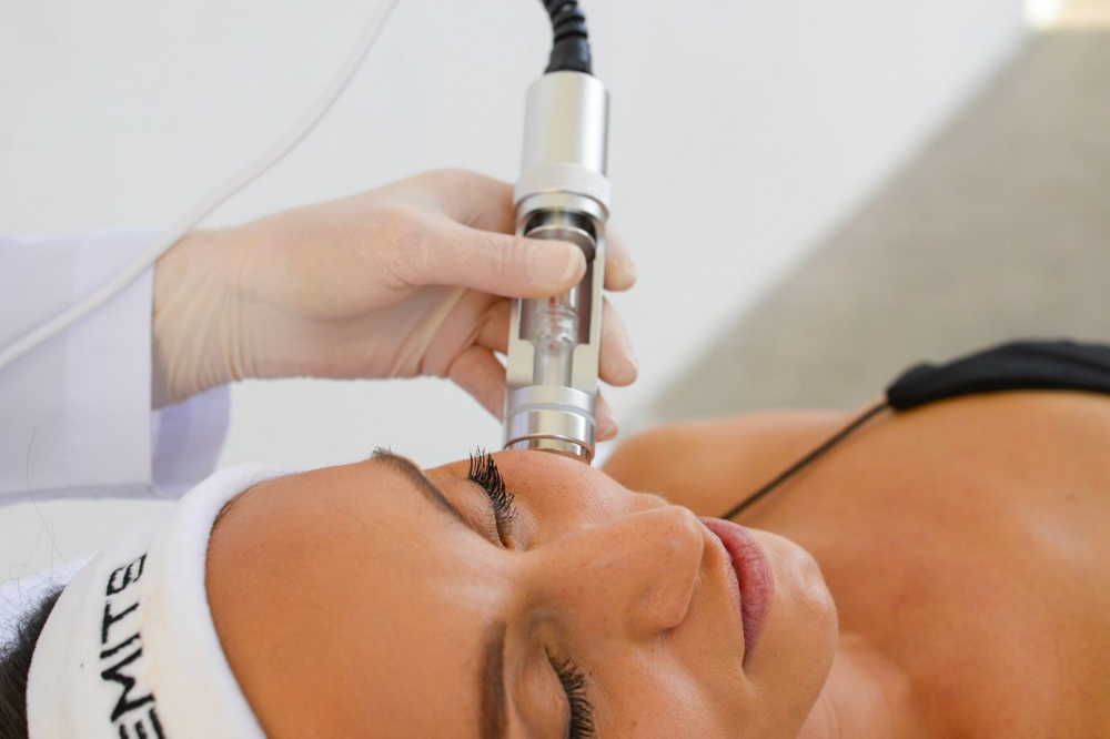 Needle-Free Mesotherapy  facial