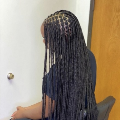 GODDESS KNOTLESS SMALL at Favourite Hair Braiding in Cantonsville, MD