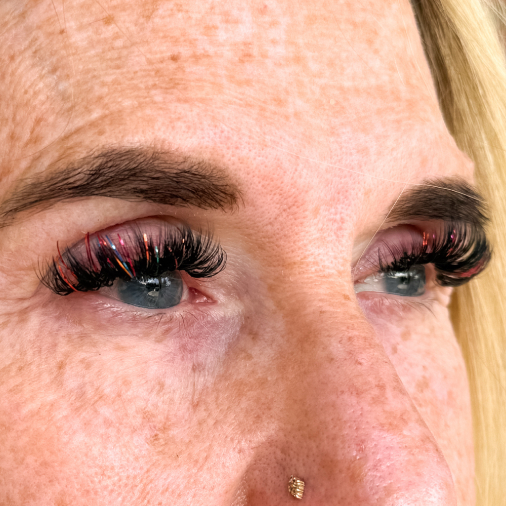 Tinsel Lash (add on) at Reverie Studio in Coraopolis, PA