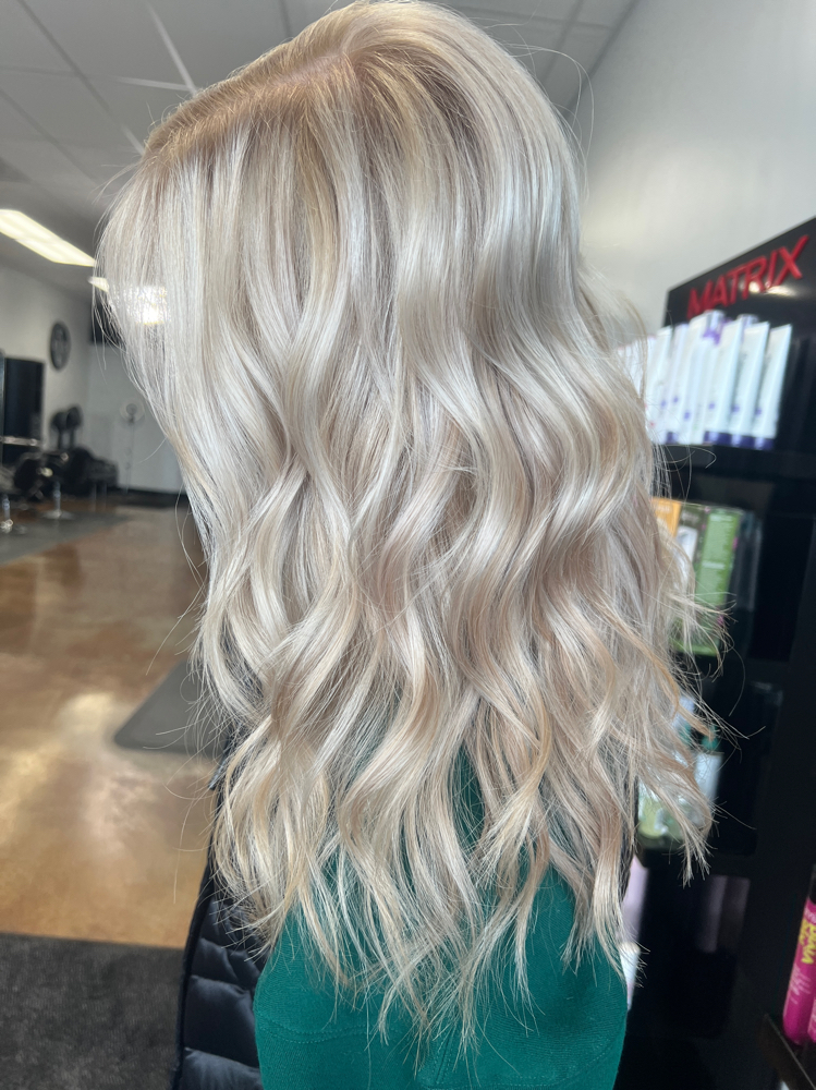 Full Blonding Service