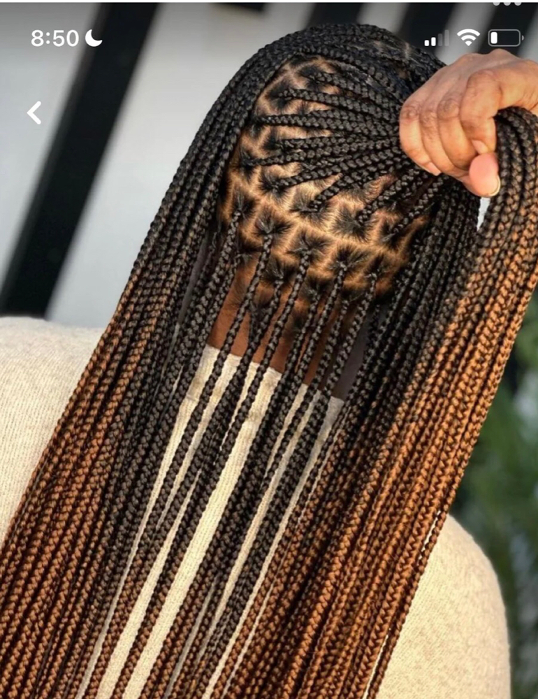 Small-Med Knotless Braids