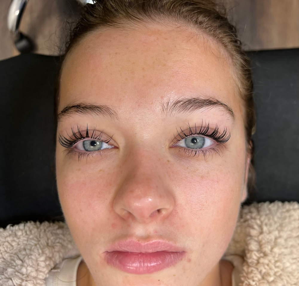 Lash Lift + Tint