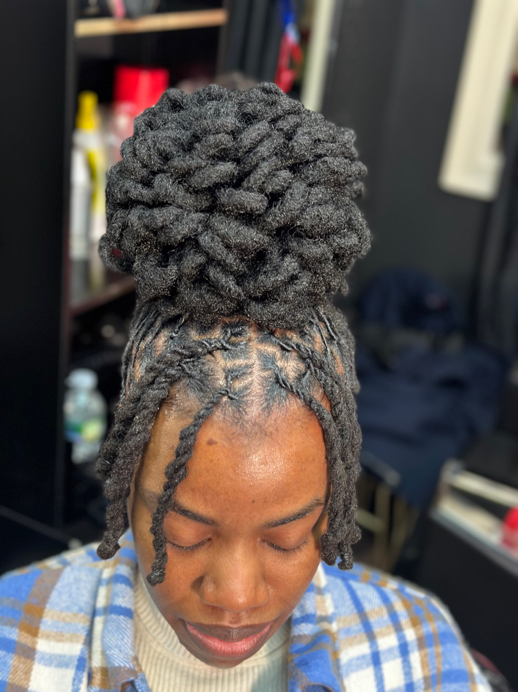 RETWIST + DRAWSTRING PETAL BUN