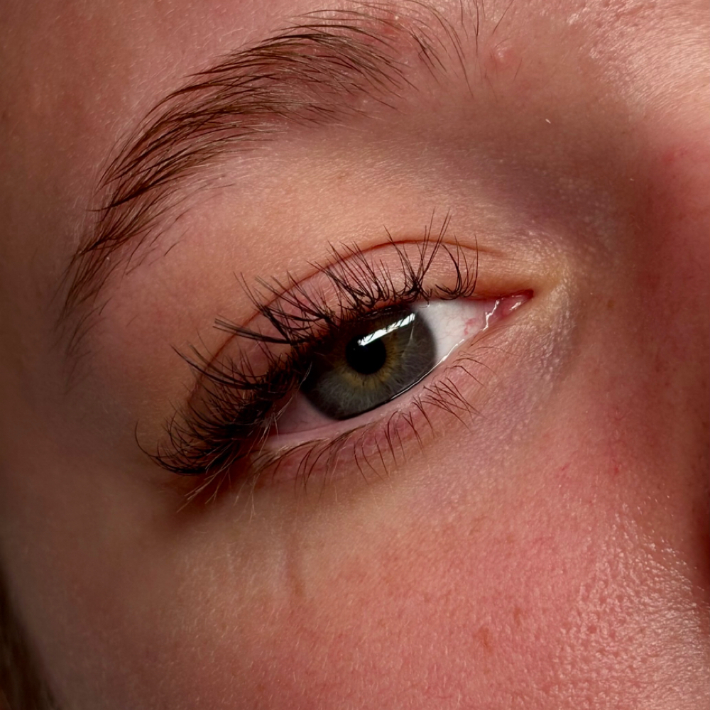 Classic Lash Set at 01 Esthetics in DeQueen, AR