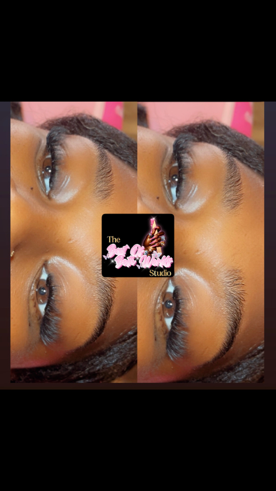 Eyebrow Tweezing And Trimming