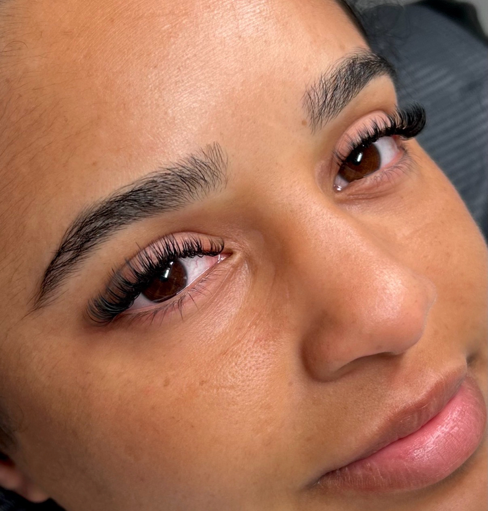 Classic Full Set at Bloom Beauty Bar LLC in Houston, TX