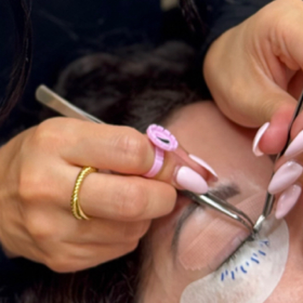 Lash Extension Full & Fill at Nabi Collective in Nashville, TN