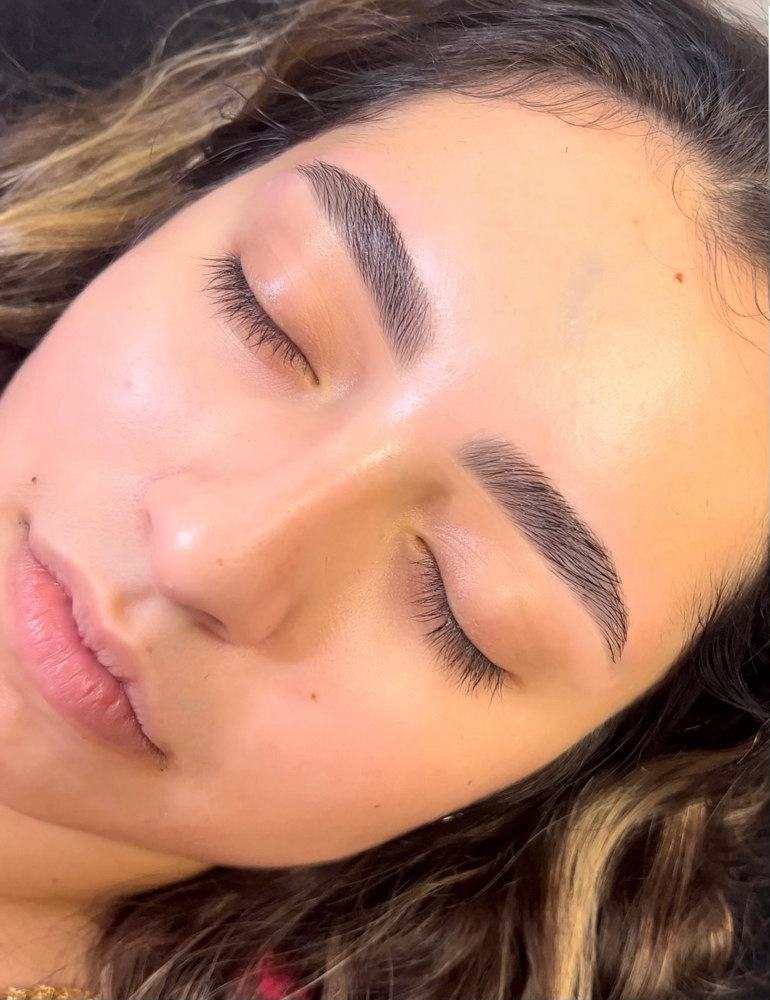 Brow Wax Sculpt