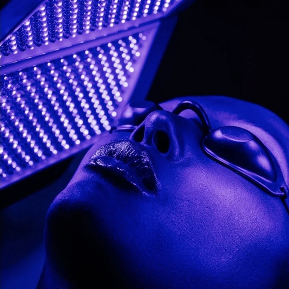 Face & Neck Light Therapy at Divine Design Studio in Stone Park, IL