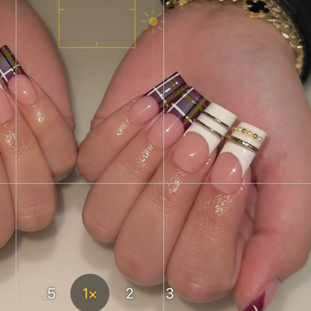 Medium Full Set at Elite Salon in Clanton, AL