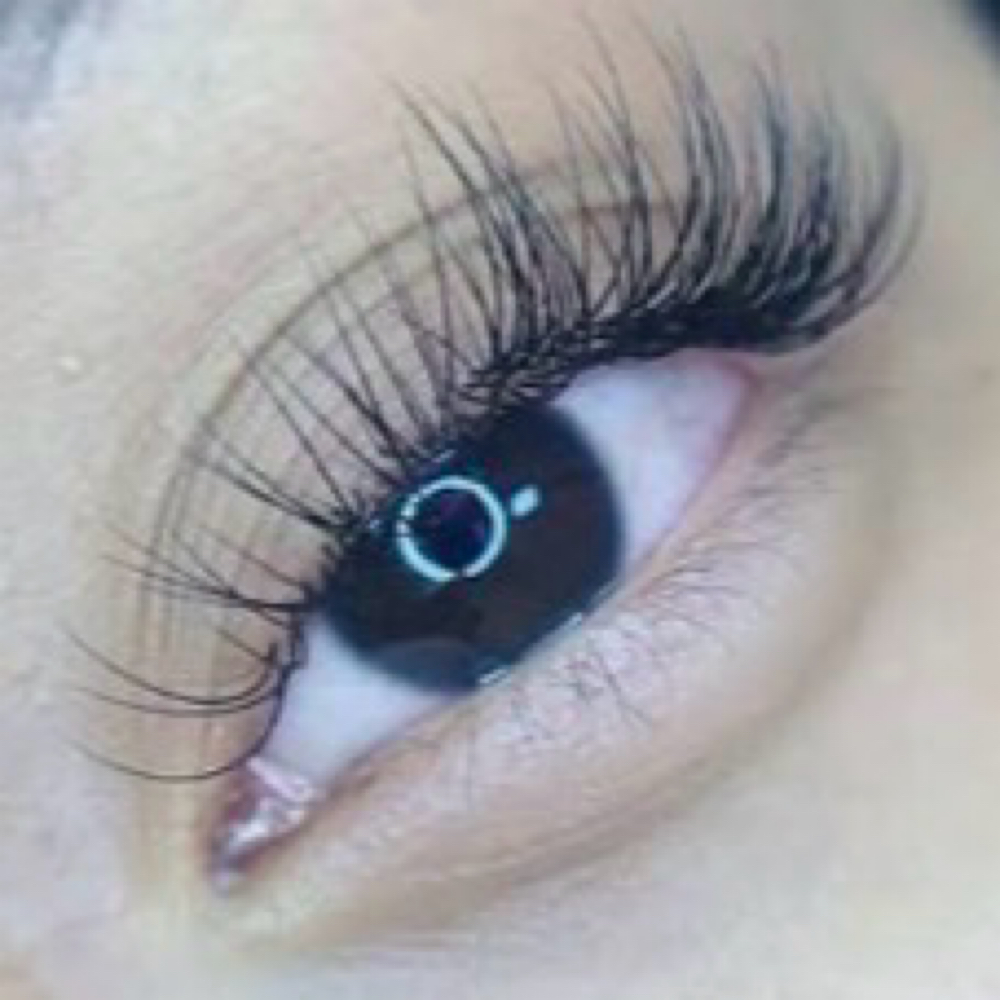 Classic Lash Set at Skin’s In Aesthetics! Ashley Vance in Lawrenceburg, TN