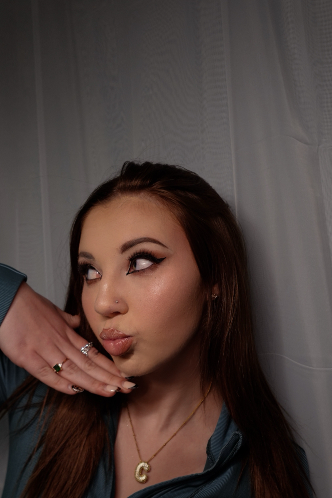Makeup Lessons with Your Makeup Bag