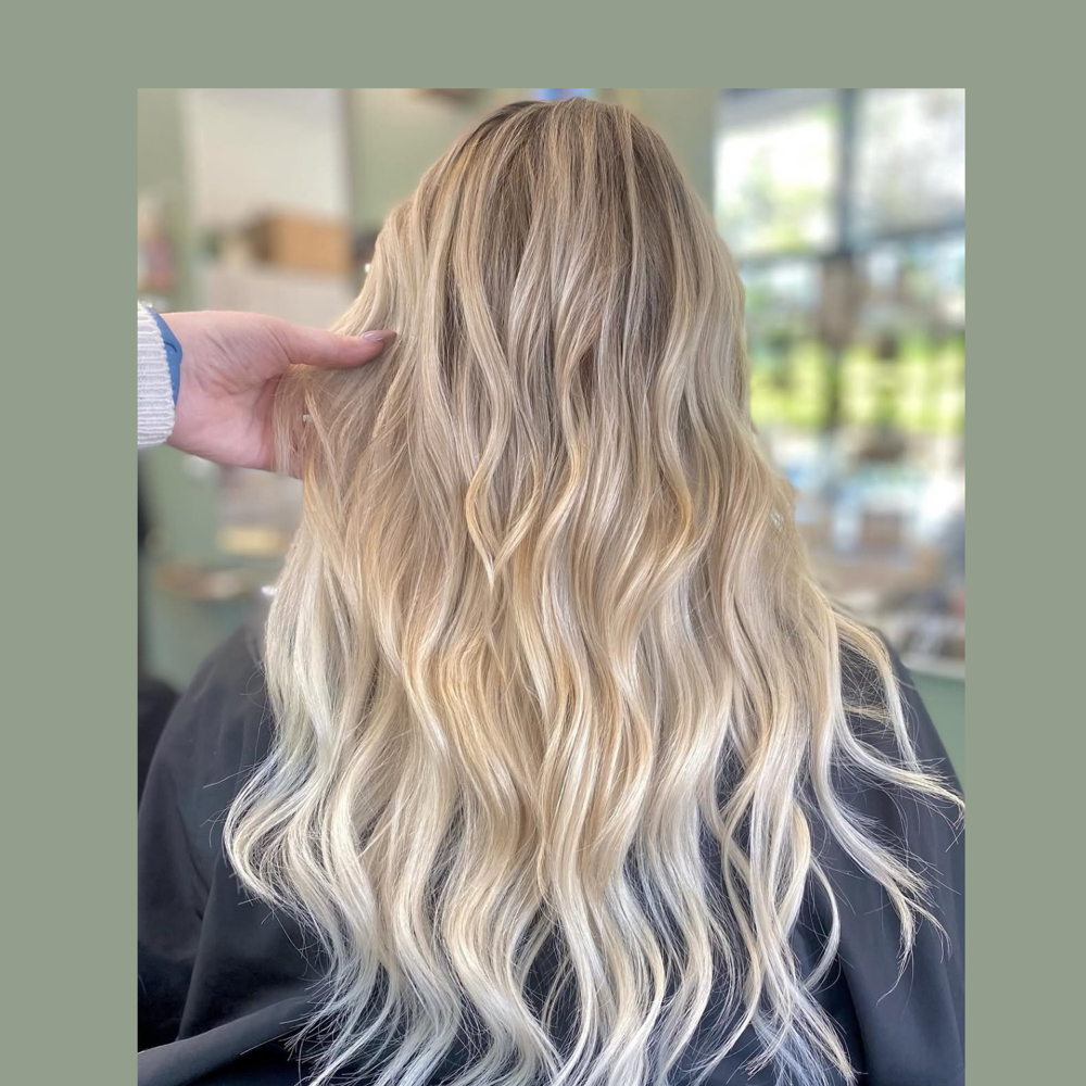 2 Row Extension Touch Up at Vivid Beauty in Westminster, MD
