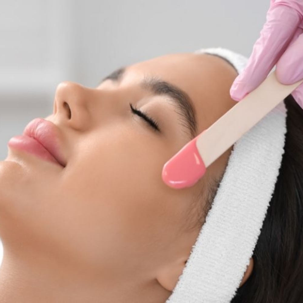 Upper Lip Wax at NAILS U LOVE in Village of Clarkston, MI