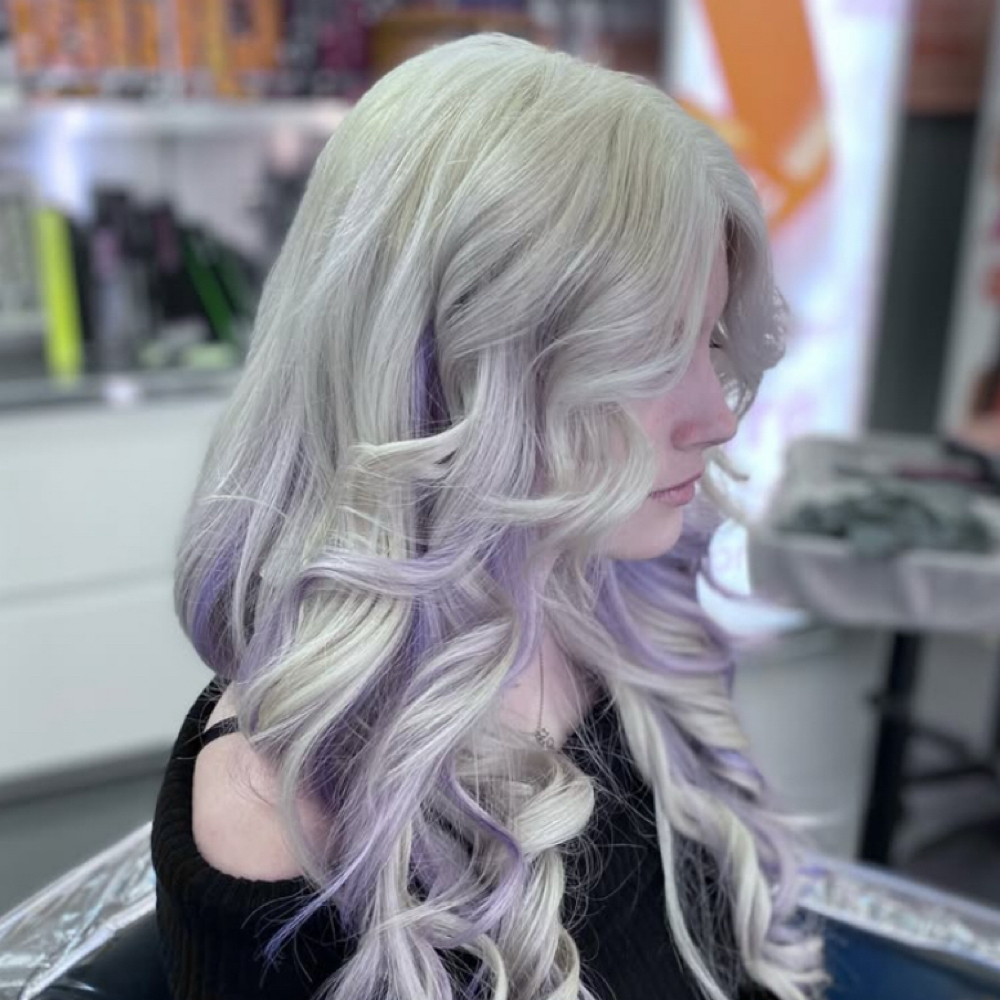 Total Blonde at Hairstyle Hotline in League City, TX