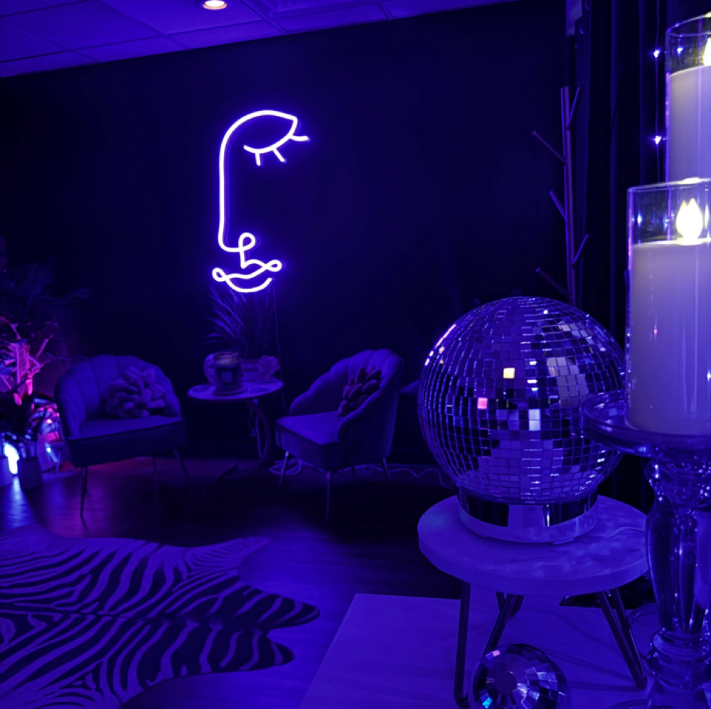 The Hydro Luxe at Skin Glow By Dominique in North Easton, MA