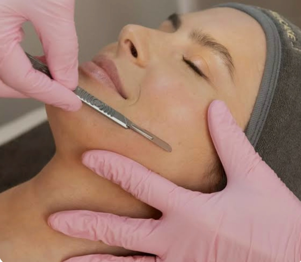 The Dermaplaning Glow