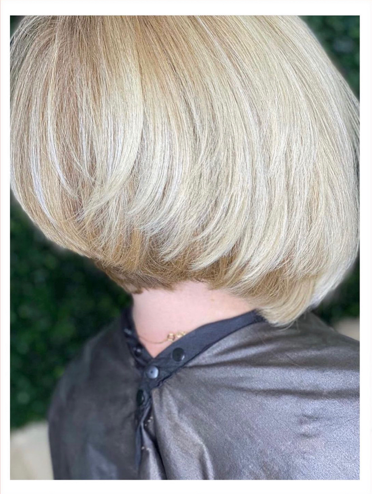 Womens Cut(Medium Length/Bob)