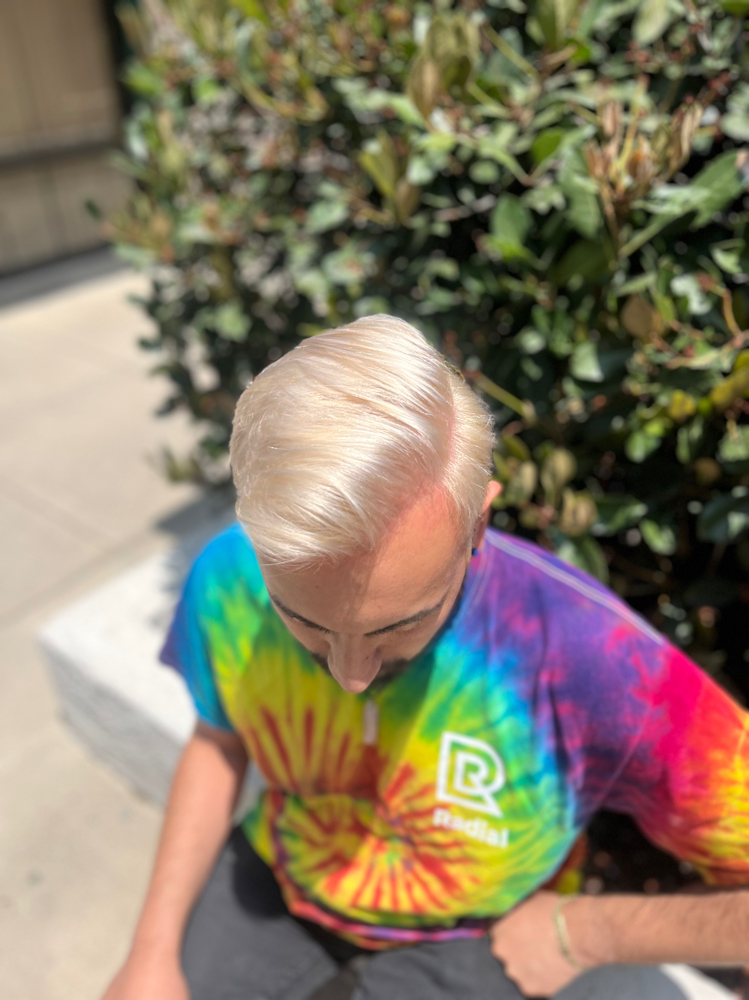 Mens Bleaching Service at Helena Xena in Redlands, CA