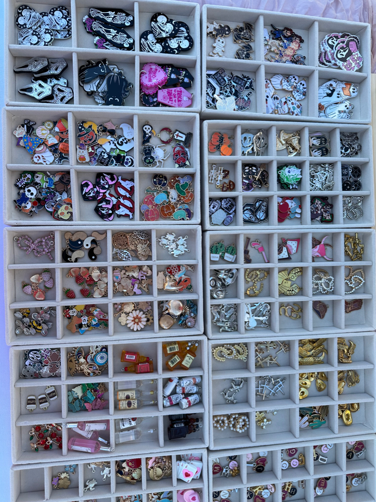 Deluxe Charm Bar Package