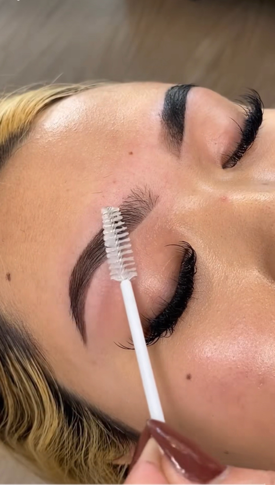 Brow Lamination