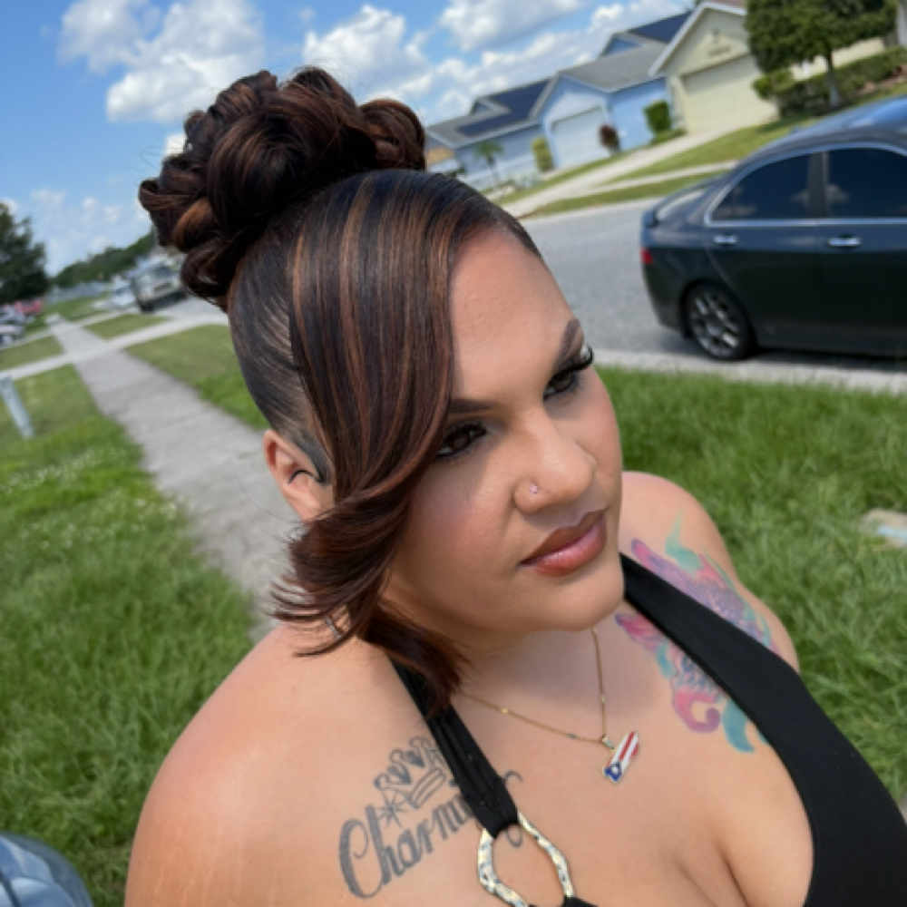 Pin up Bun at Perla’s Nails in Orlando, FL