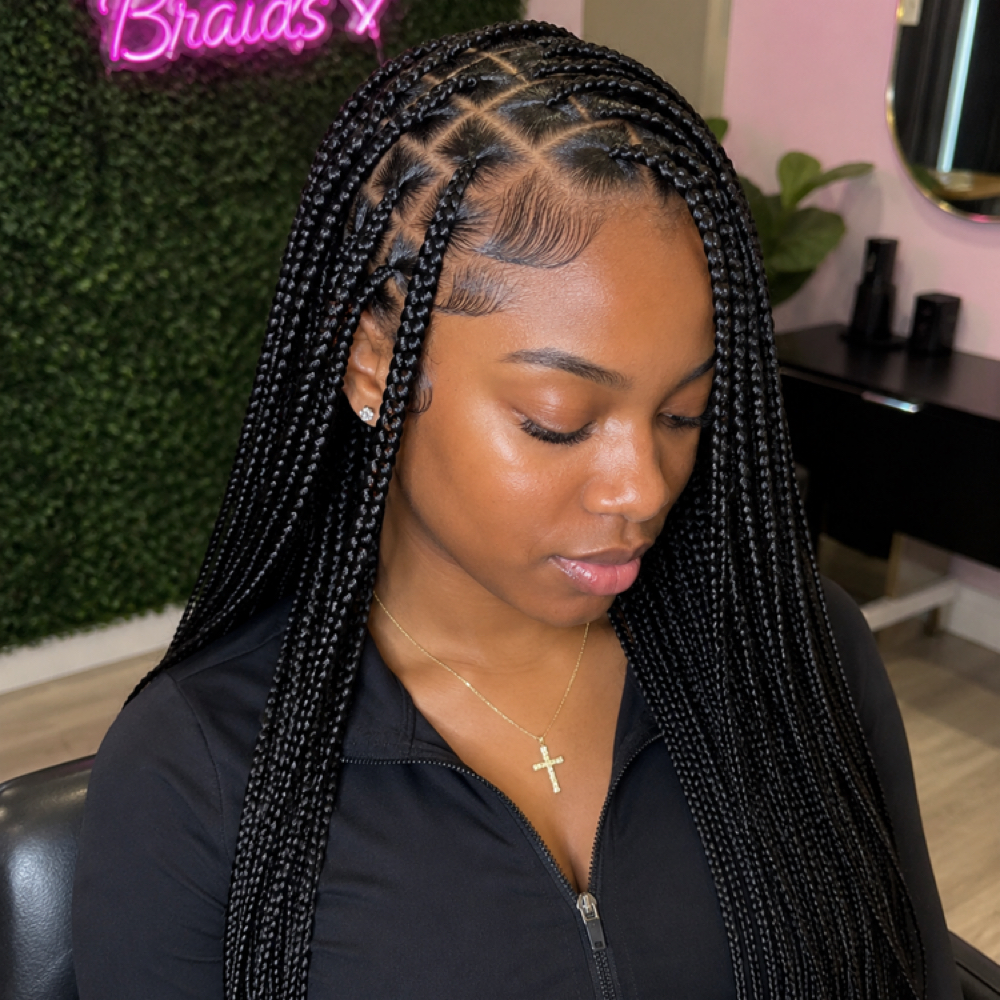 Knotless at Pretty Hair braiding in Morrow, GA