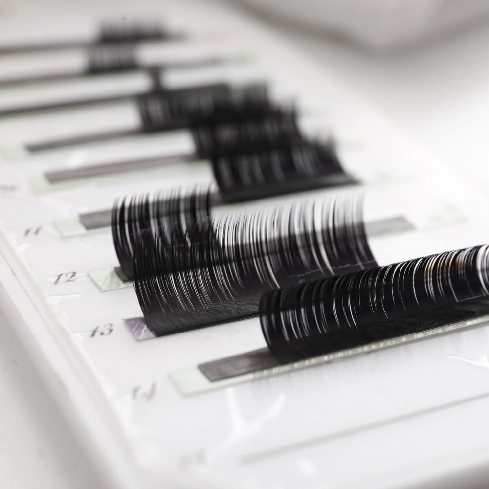 UV Classic Lash 3 Week Fill at S/he Salon & Beauty Bar in Redding, CA