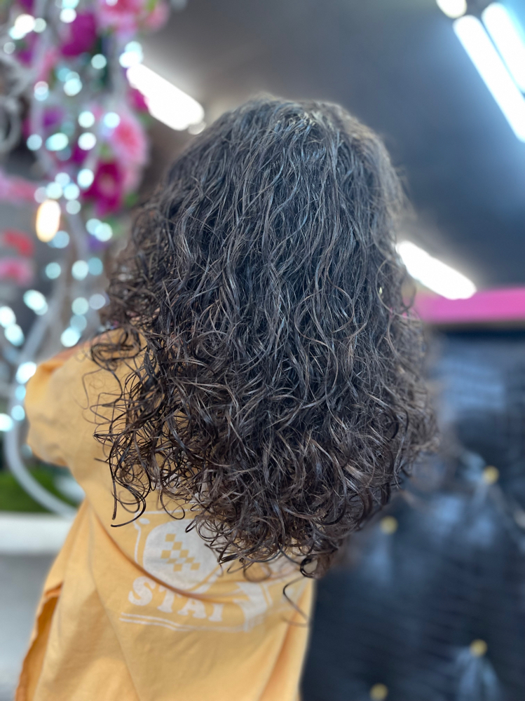 Curly Cut Children’s (10 & Under)